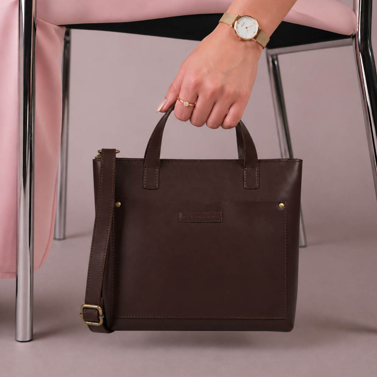 #Color_Chocolate Brown