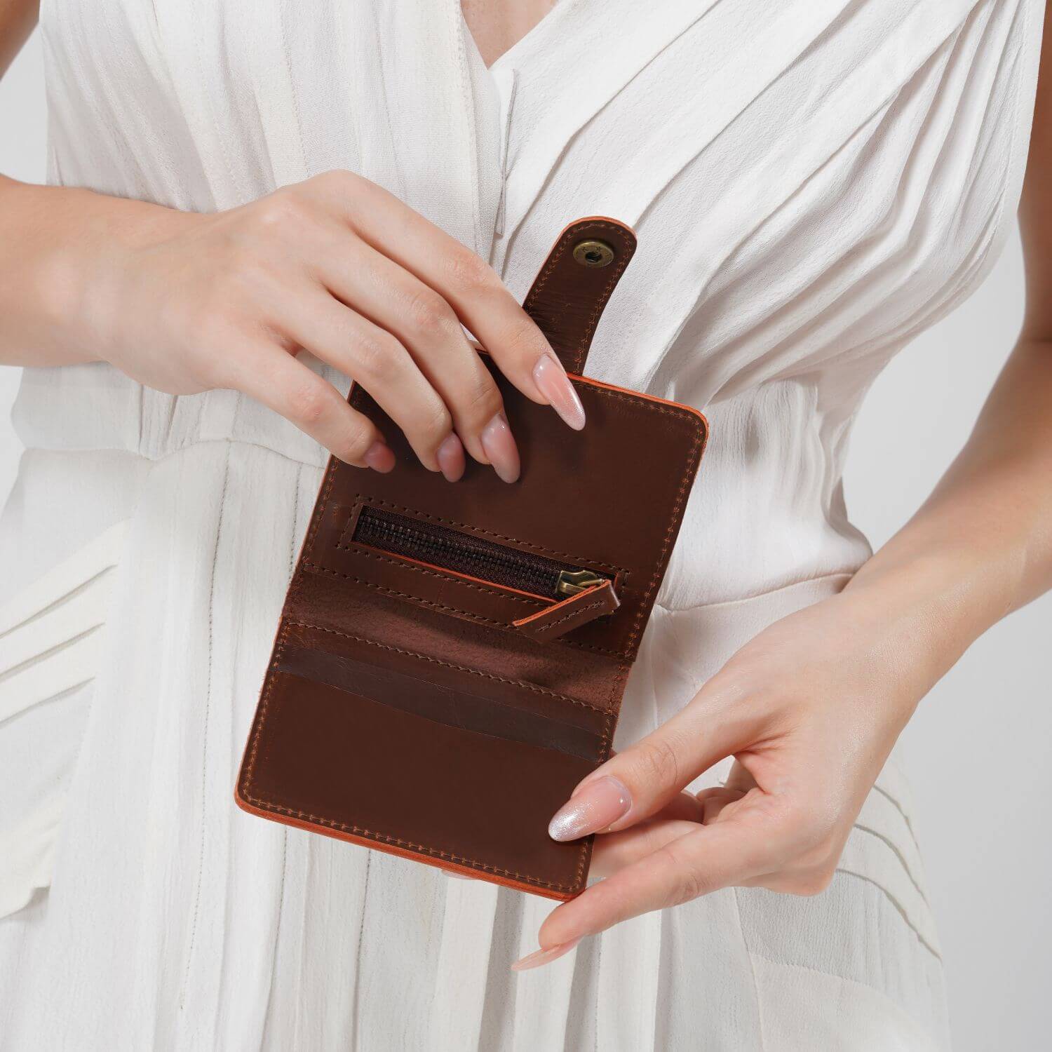 Prager Mini-Geldbörse (zweifach faltbar) | Braun